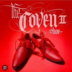 Kat Von D Shoes The Coven II Vegan red Leather pointed kitten heels Size 8 NWOT